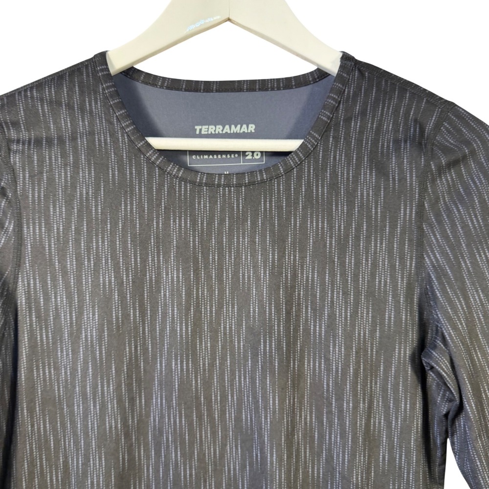 Terramar Climasense 2.0 Womens Black Striped Base Layer Top Thumbholes M - Picture 2 of 11
